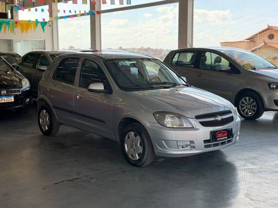 CHEVROLET CELTA 1.0 MPFI LT 8V FLEX 4P MANUAL CHEVROLET CELTA 1.0 MPFI LT 8V FLEX 4P MANUAL